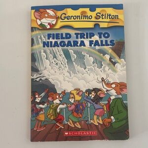 Geronimo Stilton Field Trip To Niagara Falls Book
